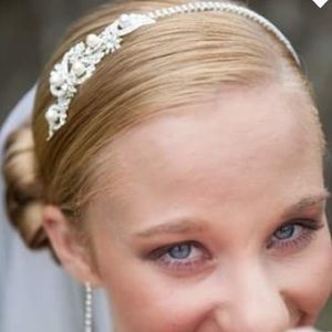 David’s bridal crystal and pearl headband